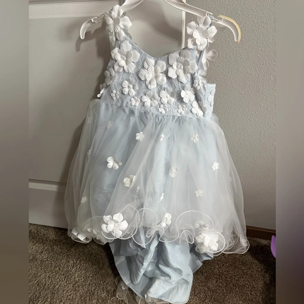 Azazie Celia Mist A-Line Lace Tulle Formal Dress Size 3 - Picture 5 of 9